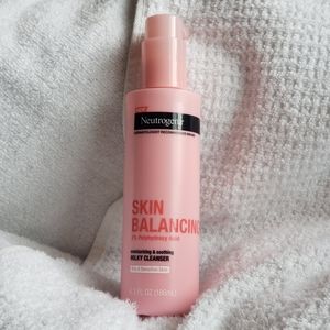 Neutrogena skin balancing milky cleanser🥰